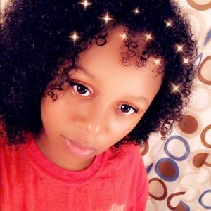 Meet your Posher, Desharae